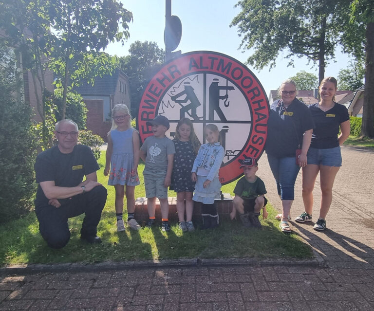 Foto: Wackelzahngruppe besucht Altmoorhausen